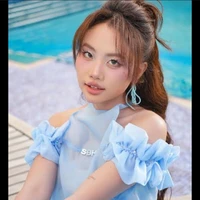 Phương Mỹ Chi(C)