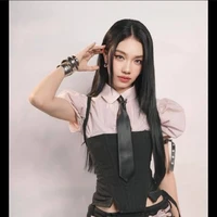 Hoàng Duyên(D)
