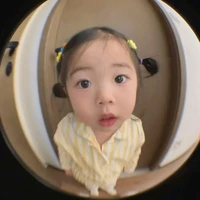 Yoon Ha Eun_4 tuổi