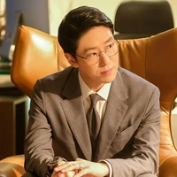 ông(của hùng)