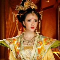 Hoàng Hậu Bội Sam