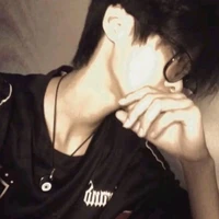 Huỳnh Vũ Nhất Kha _ tác giả bị khùng