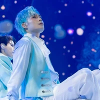 Jey B [Nguyễn Hoàng Bách]