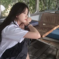 Kang Min Ji
