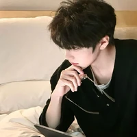 Vương Hữu_trợ lý của cô