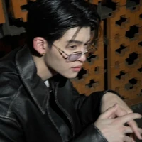 Pond Naravit ( Lertratkosum )