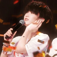 Tả Kỳ Hàm_Cậu