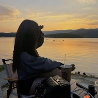 Ngọc Hân (mẹ anh, hắn)