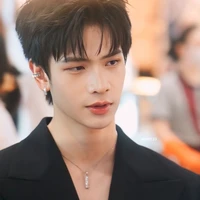 Latte Thanutchon /gã/