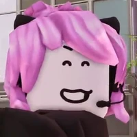 LAV(bretty bloxxer)🌸