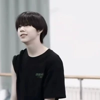 Trần Dịch Hằng 