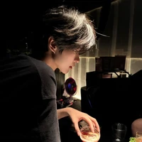 Bạch Tử Kỳ_Leo