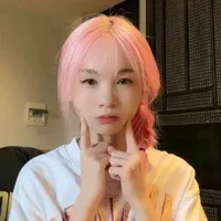 Nguyễn Thị Tuyết Hồng - LạcHQ