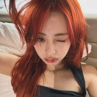 yunjin - top [ cô ]