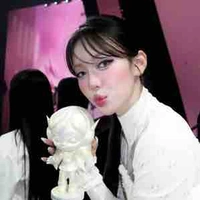 Trần Hoàng Phương Lan. Yeolan