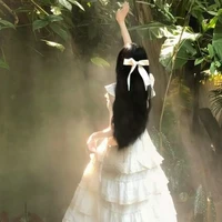người hầu_maki