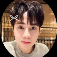 Quang Hùng (em;Phone)