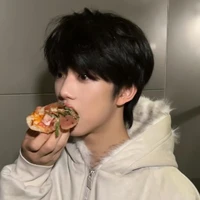 Trương Hàm Thụy