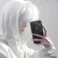 •Ozin/@Canhchutbietdi