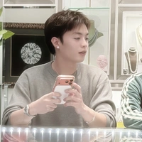 Con tác giả hay lười