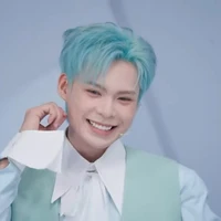 Nguyễn Hoàng Bách