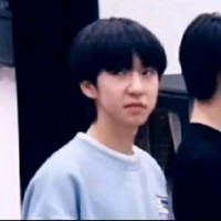 Hạ Thấp Tiêu Chuẩn Để Yêu anh