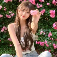 Lục Uyển Uyển- bạn nu9