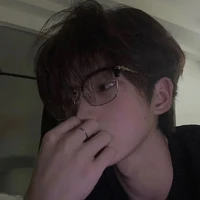 Thẩm Dựt- bạn na9