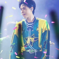 lê Quang Hùng-phone