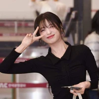 Jung Ahyeon [nàng]