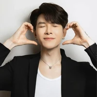 Bùi Anh Tú [ anh tú atus]