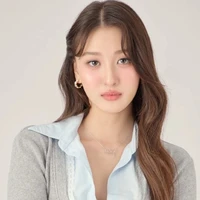 Benyapa Jeenprasom [ View - Chị]