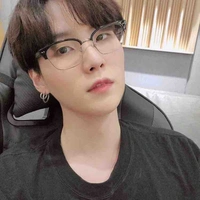 Yoongi (Suga)