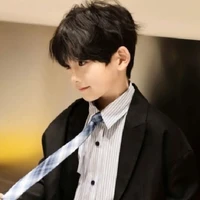 Thất Duy Tân ( Lúc Nhỏ )