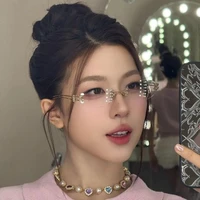 Nguyễn Lê Diễm Hằng [Lamoon]