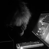 White @yeubeOclbnghethuat