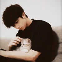 Trịnh Hoàng Anh Quân:@tquan_