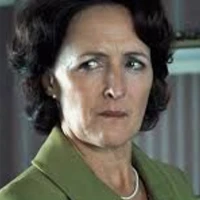 Petunia Dursley ( Evans )