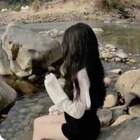 Vương Tuyết Linh 