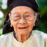 bà ngoại