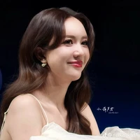 June Nannirin (Nàng)