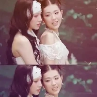 Tác giả báo làng báo xóm