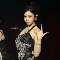 Pharita Chaikong - [chị]