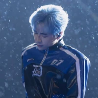 Lê Quang Hùng | Phone