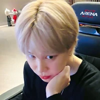 Park Jimin - 24 tuổi