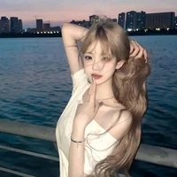 Hào Chi( bạn thân nữ9 từ nhỏ)