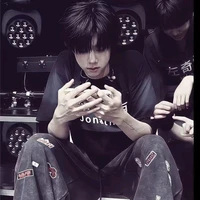 Trần dịch hằng