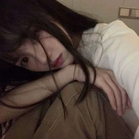 Lĩnh Bình Phương²⁵ / @Aqua_khacnguoi:))♒