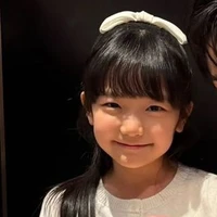 Baek Ah Jin • nhỏ