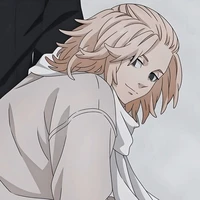 Manjiro Sano ( Mikey)